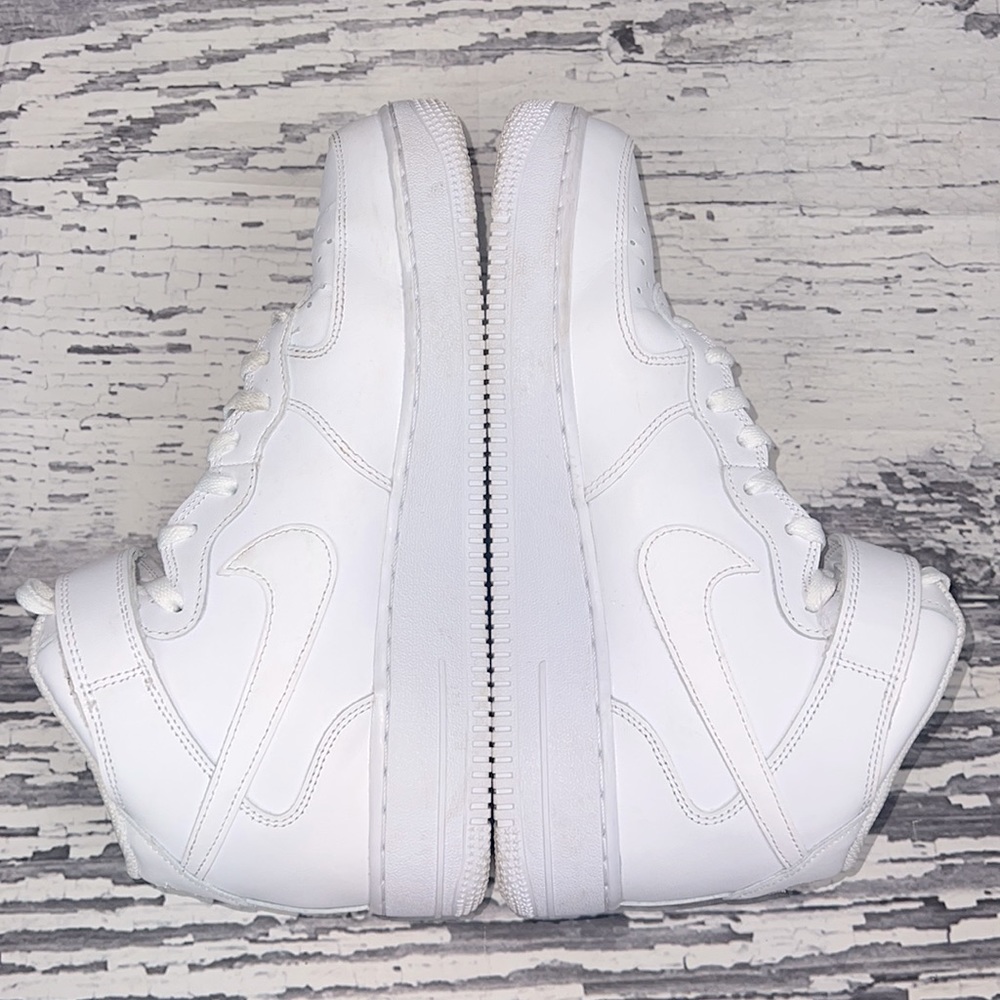 NIKE Air Force 1 - Men’s Size 10 - Picture 7 of 12